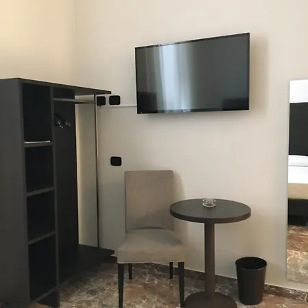 Boutique Liberty 1904 3* بولونيا